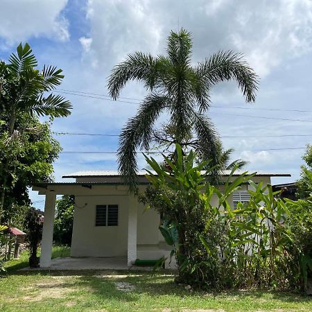 Cosy Little Home Near To The Town Pasir Puteh Exterior foto
